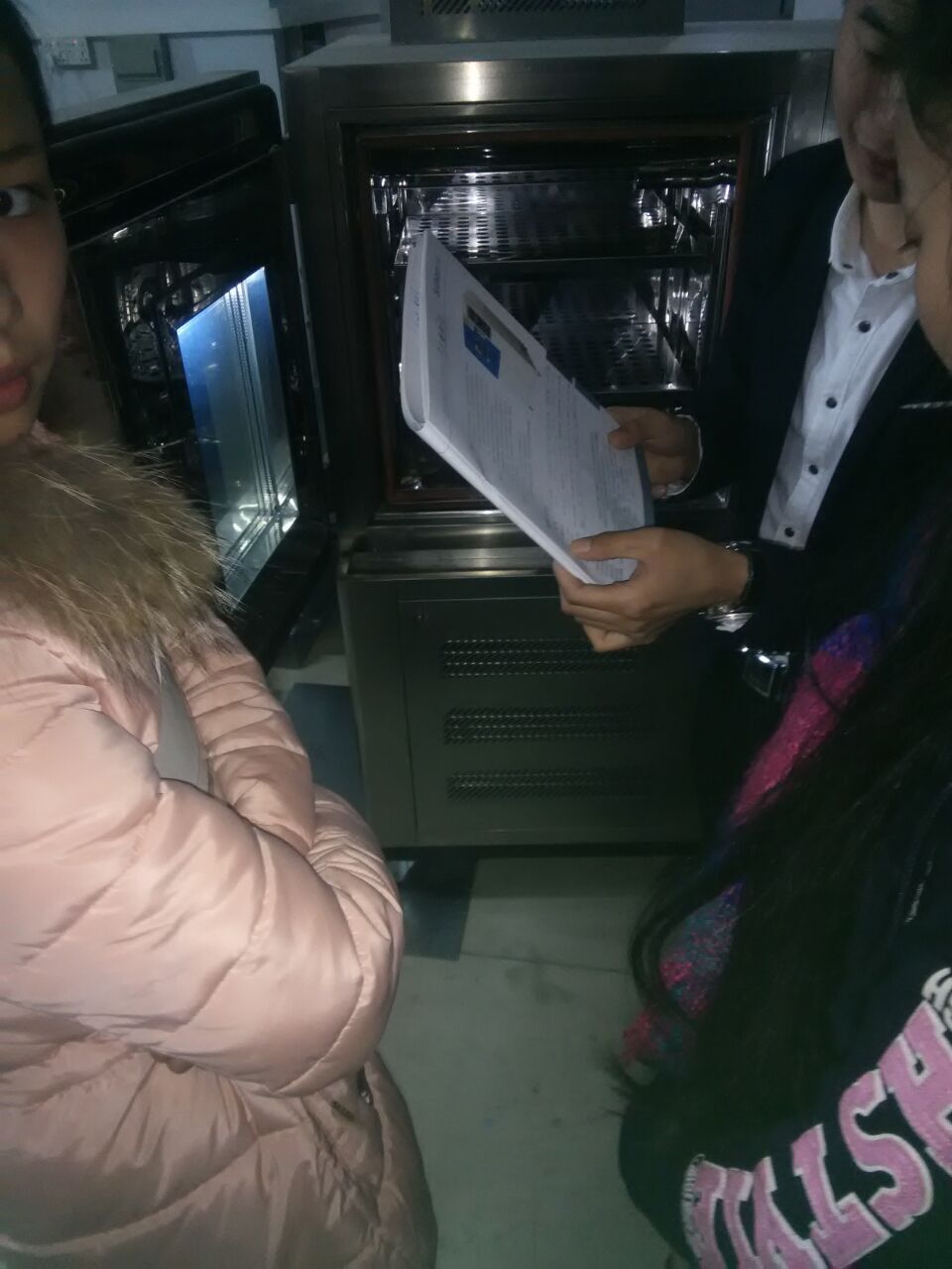 東莞恒溫恒濕試驗(yàn)箱直視圖